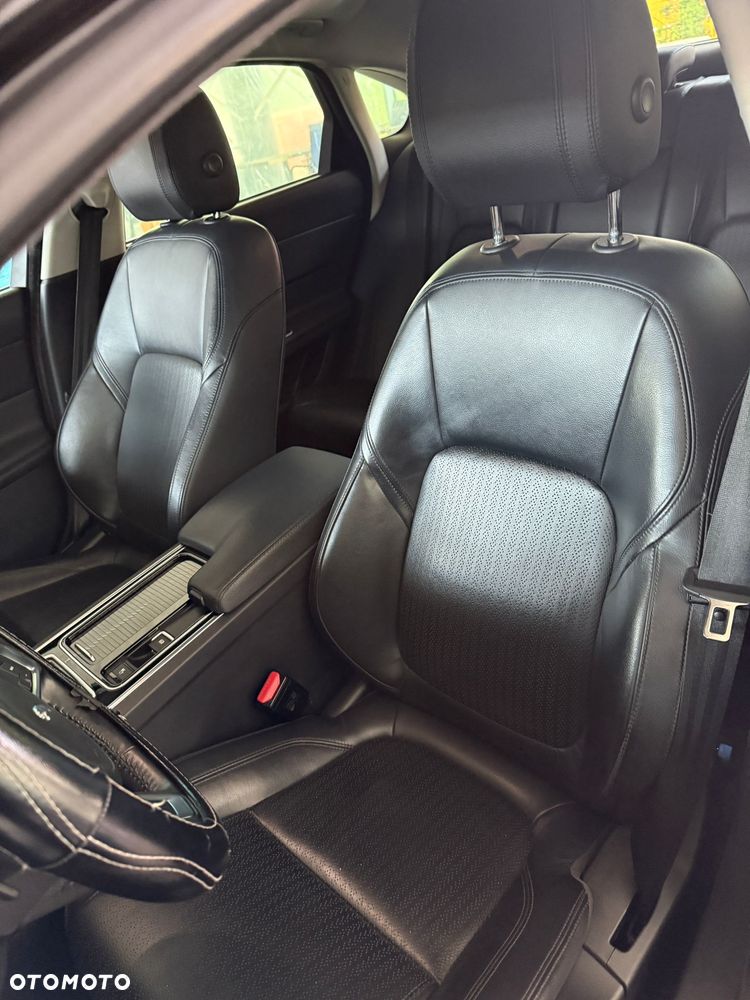 Jaguar XF 2.0 T Prestige - 16