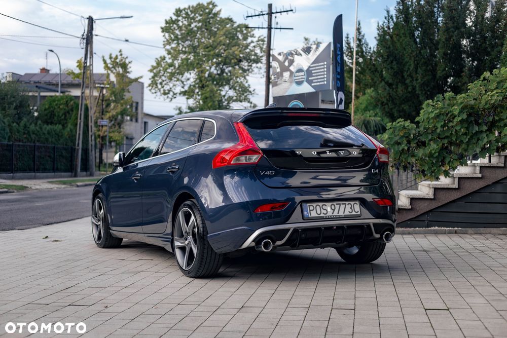 Volvo V40 D4 Geartronic RDesign - 4