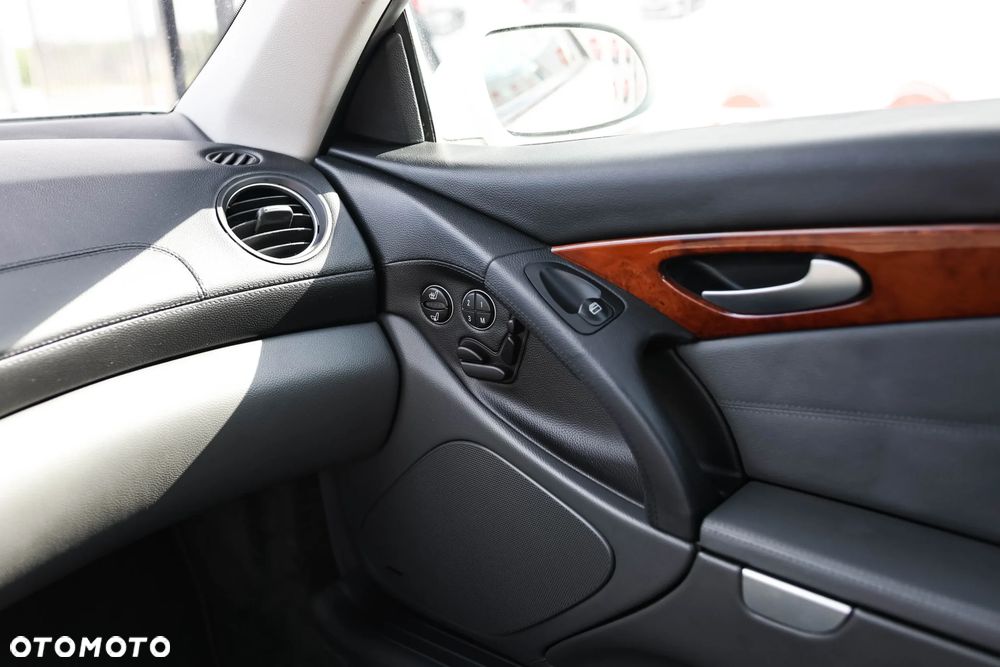 Mercedes-Benz SL 500 - 21