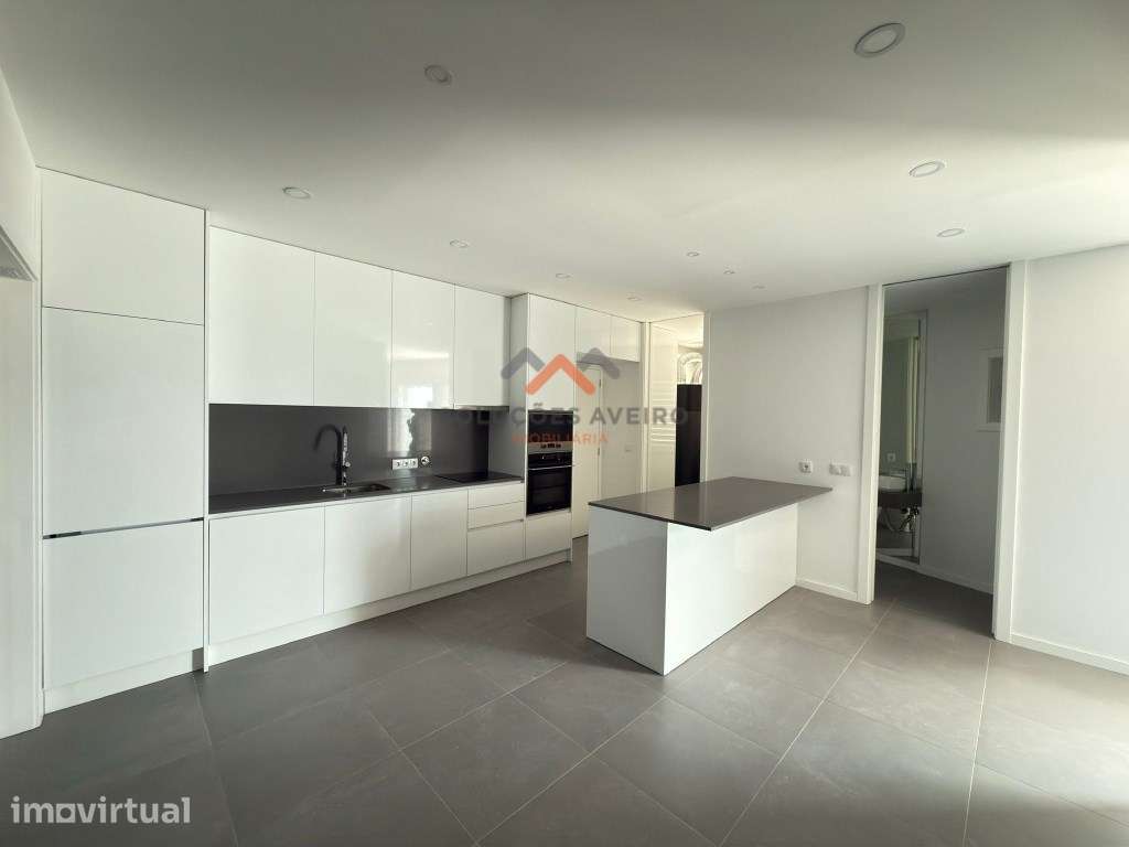 Moradia T3 Isolada e Pronta Habitar! - Grande imagem: 5/37
