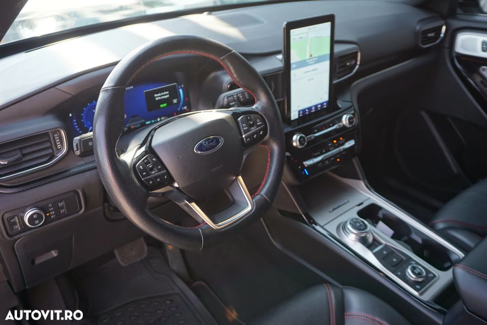 Ford Explorer 3.0 PHEV ST-Line - 9