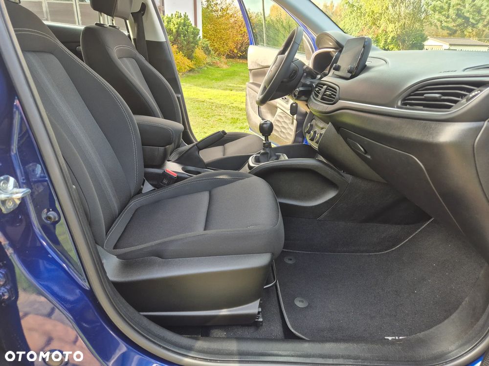 Fiat Tipo 1.4 16V More - 29