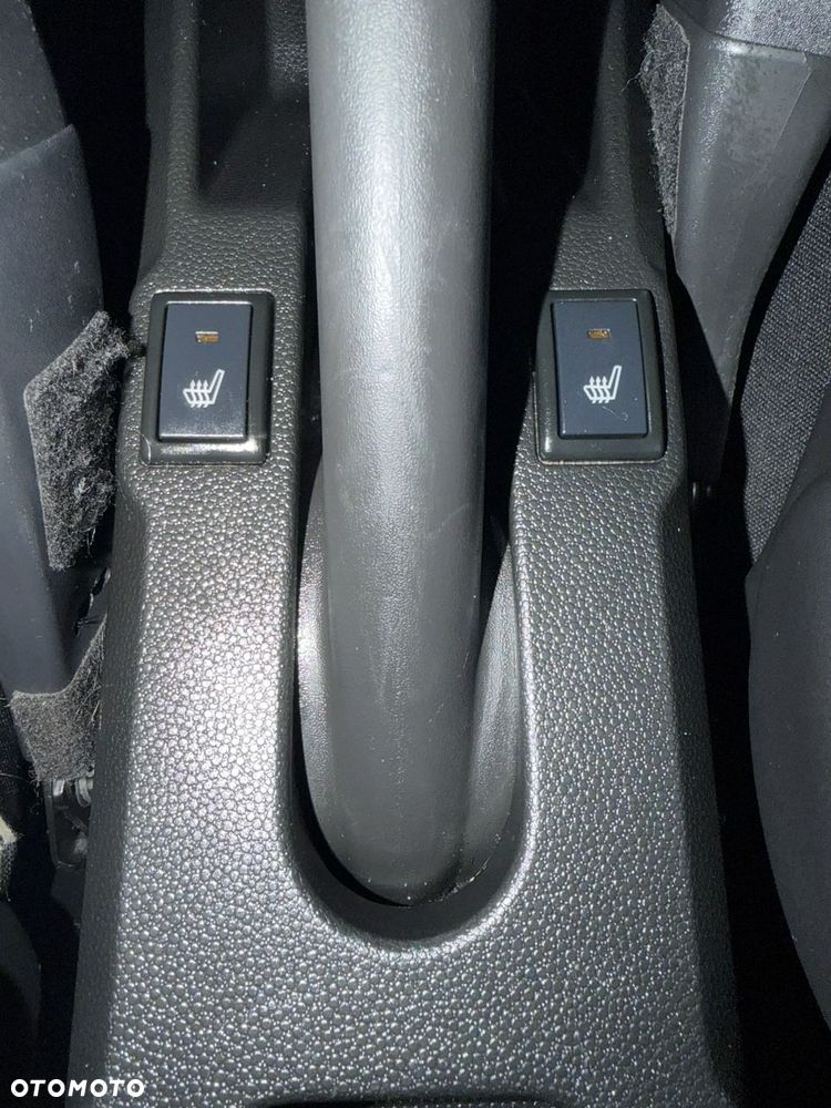 Suzuki Ignis - 31