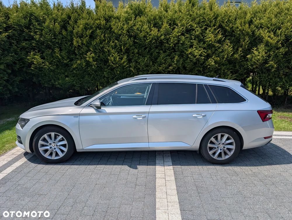 Skoda Superb 2.0 TSI Active DSG - 3