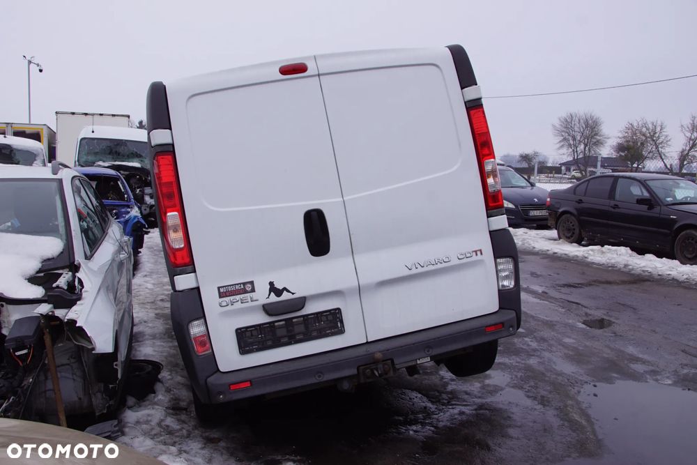 Auto na części - Opel Vivaro A Lift 2.0 CDTI 114 KM M9R630 PF6024 10U 2014R Silnik Skrzynia Drzwi Maska Zderzak Błotnik Lusterko Lampa Klamka Szyba Deska Kokpit Sterownik Moduł Czujnik Licznik Panel Kierownica - 6