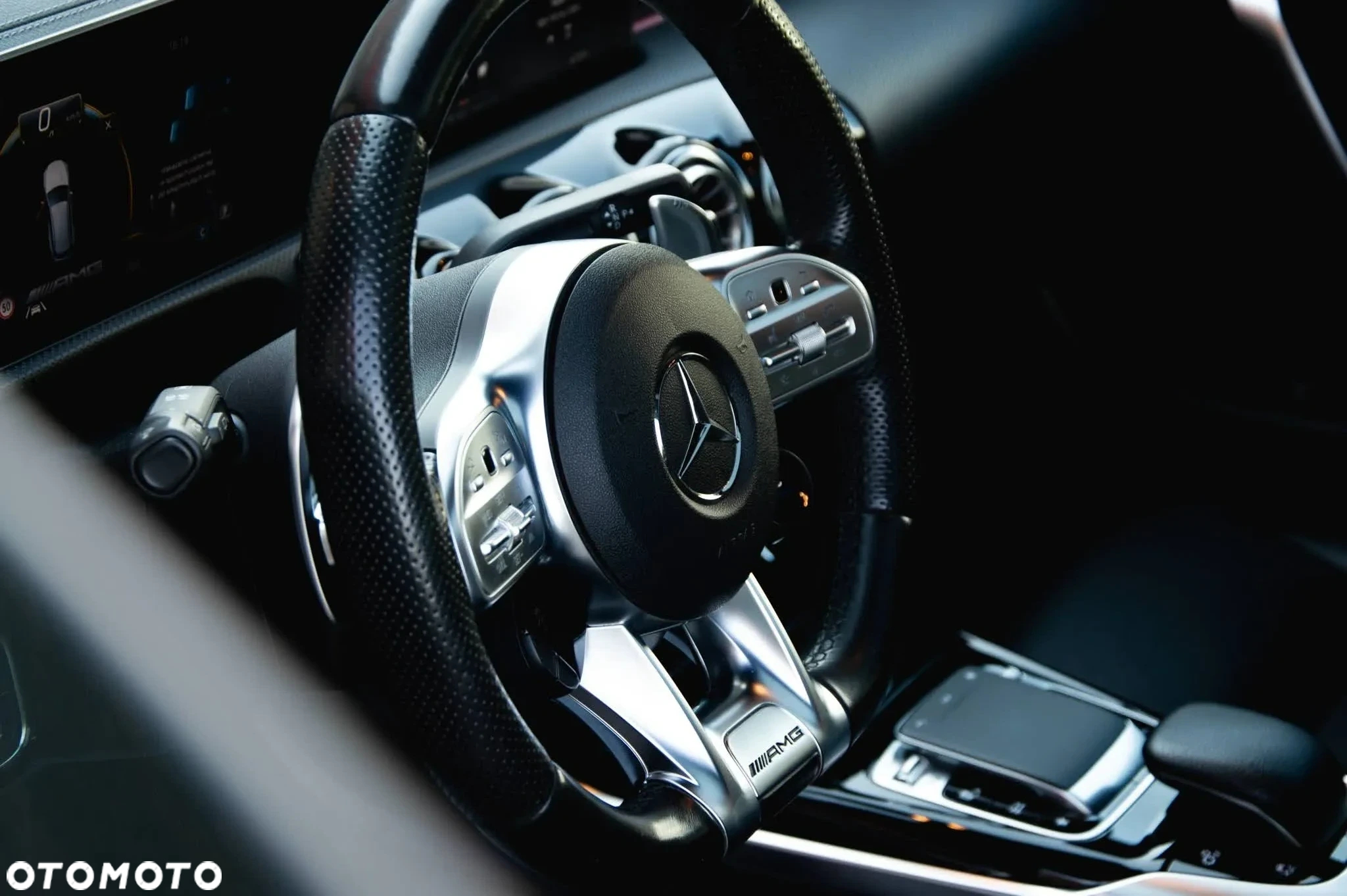 Mercedes-Benz CLA AMG 35 4-Matic 7G-DCT - 9