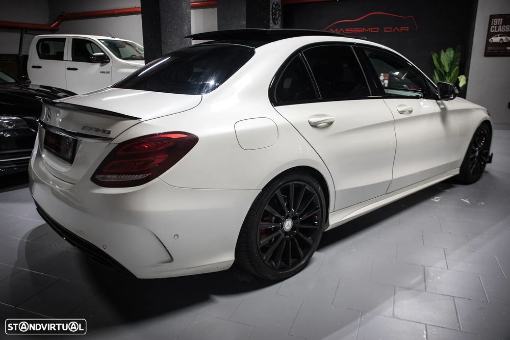 Mercedes-Benz C 300 BlueTEC Hybrid AMG Line - 3