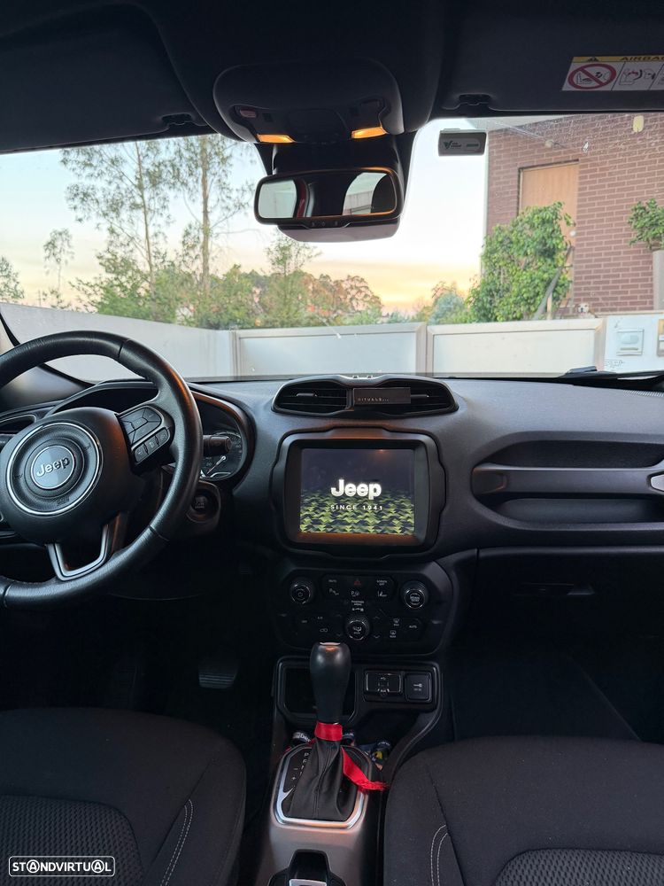 Jeep Renegade 1.3 T Limited S DCT - 4