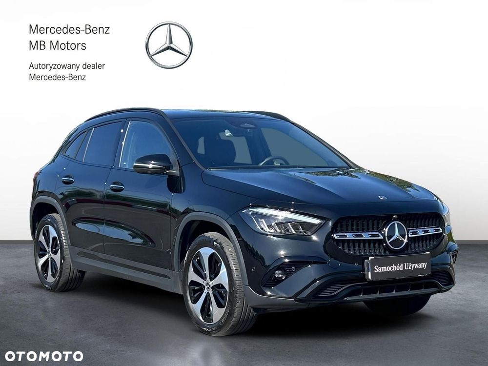 Mercedes-Benz GLA 200 d - 8