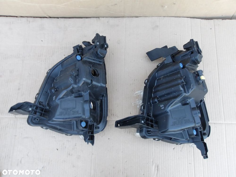 HALOGEN LEWY MITSUBISHI ECLIPSE CROSS W4323 - 9