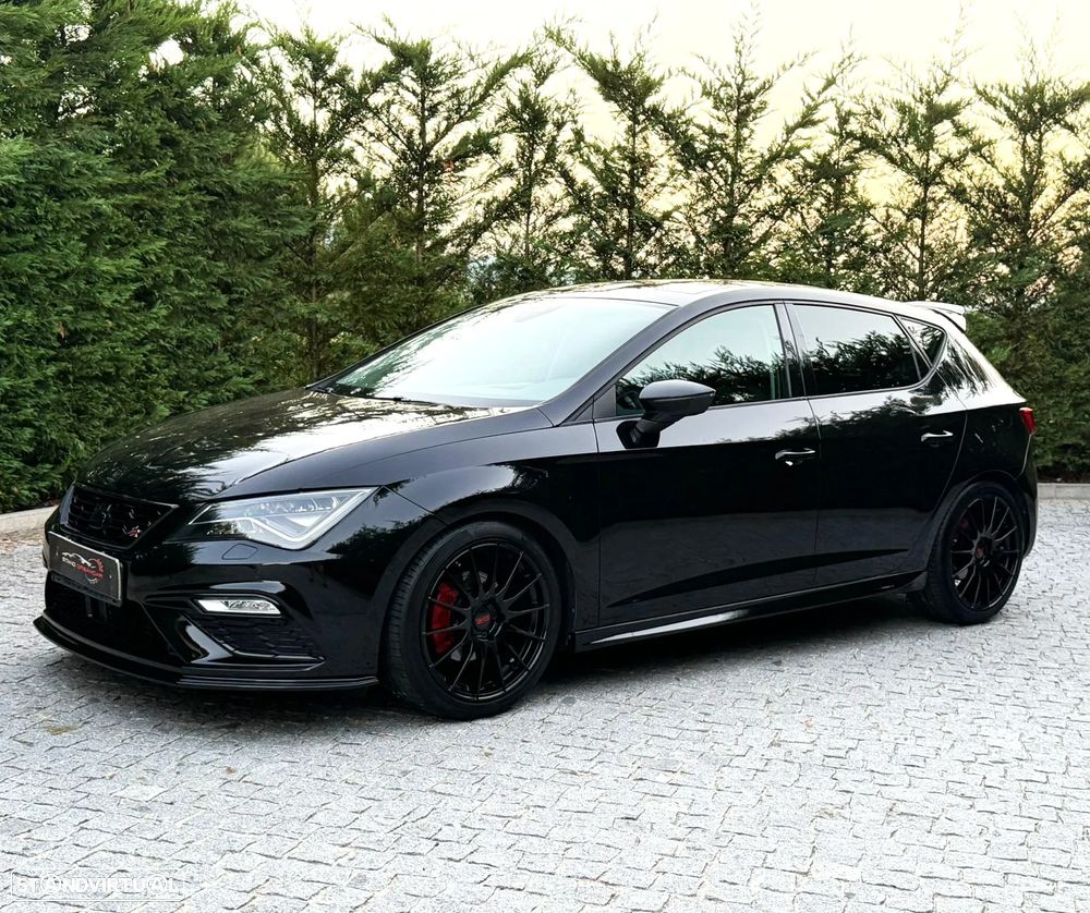 SEAT Leon 2.0 TDI DPF FR - 1