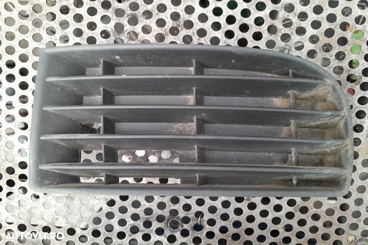 Grila proiector stanga 1K0853665 Volkswagen VW Golf 5 [2003 - 2009] H - 4