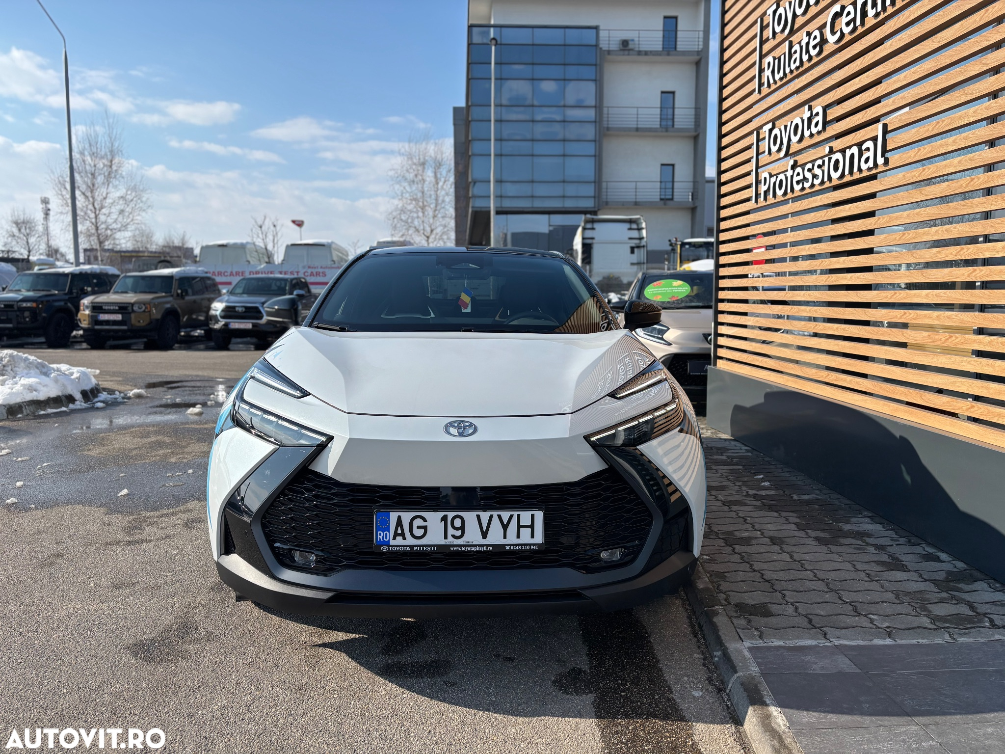 Toyota C-HR 2.0 PHEV 223 CP 4x2 CVT Exclusive - 4