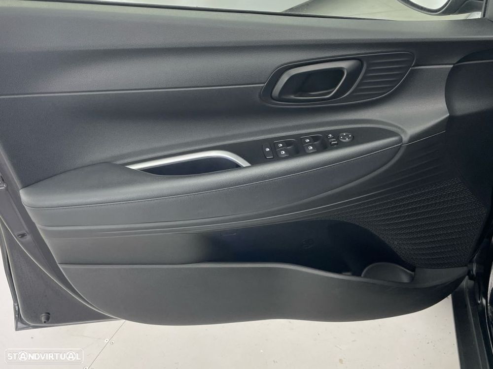 Hyundai Bayon 1.0 T-GDI Premium - 18