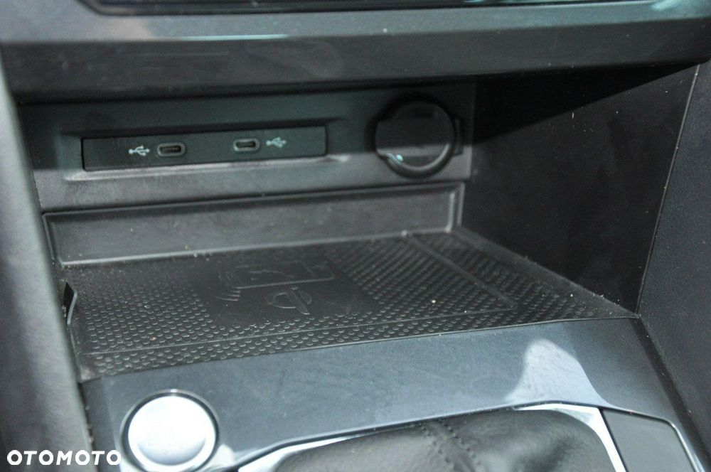 Volkswagen Tiguan 2.0 TDI SCR DSG Life - 23