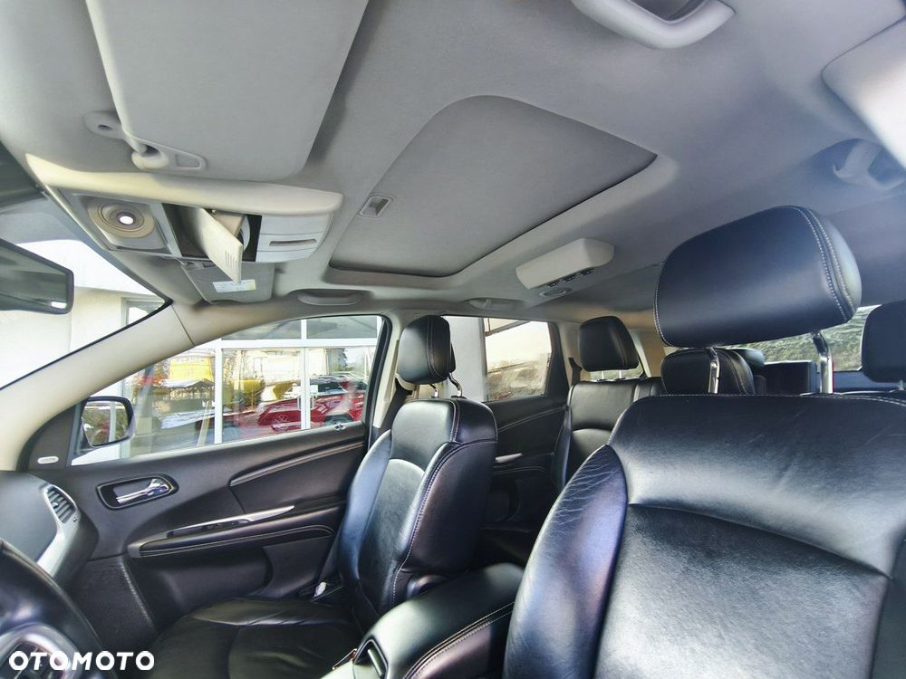 Fiat Freemont 2.0 Multijet Lounge AWD - 25