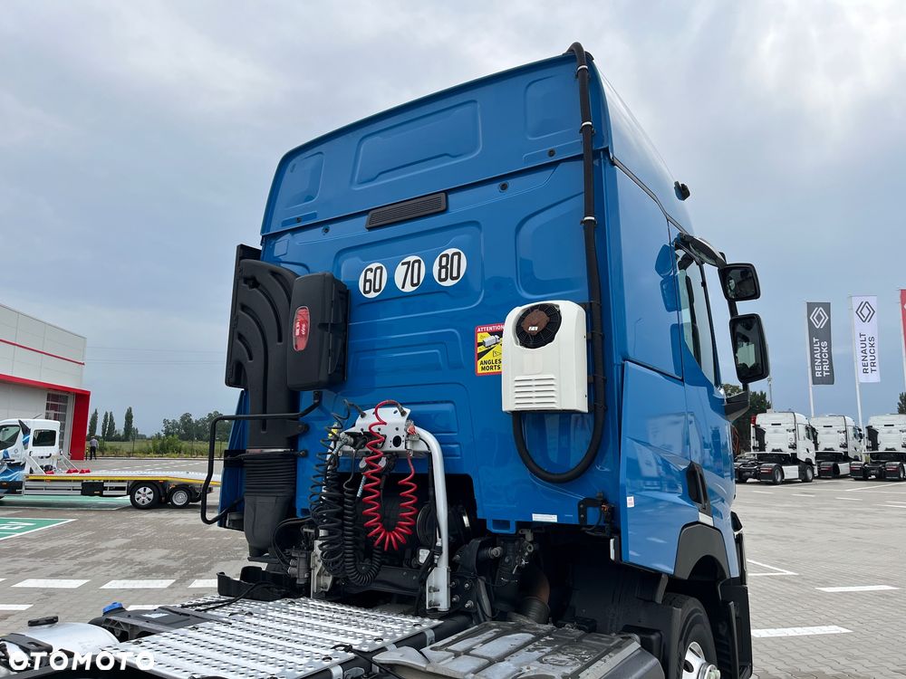 Renault T440 Sleeper Cab ADR - 4