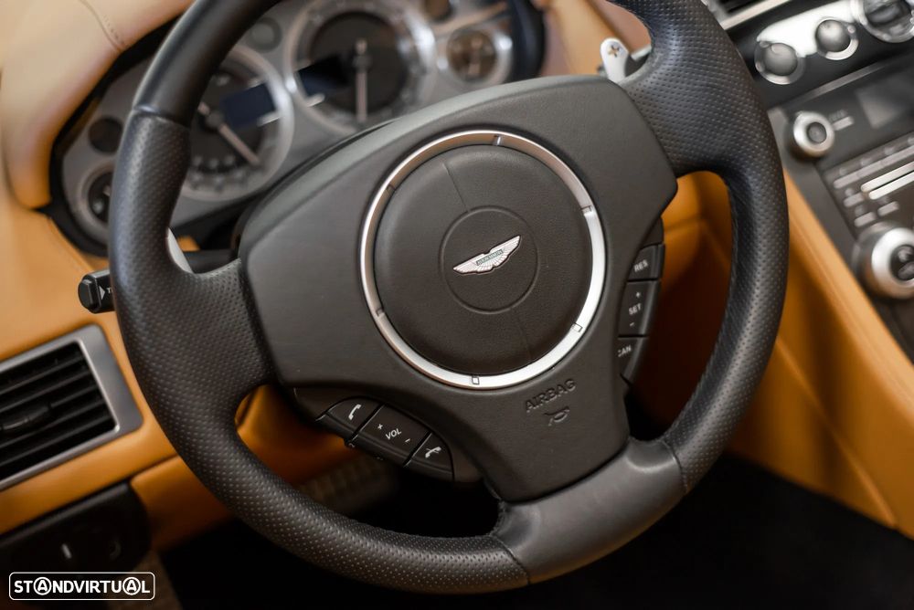 Aston Martin Vantage Roadster V8 Sportshift - 16