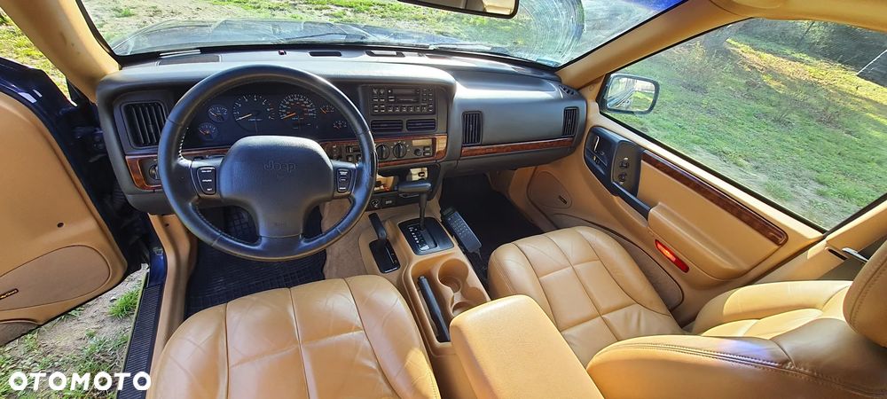 Jeep Grand Cherokee 5.2 Limited - 17