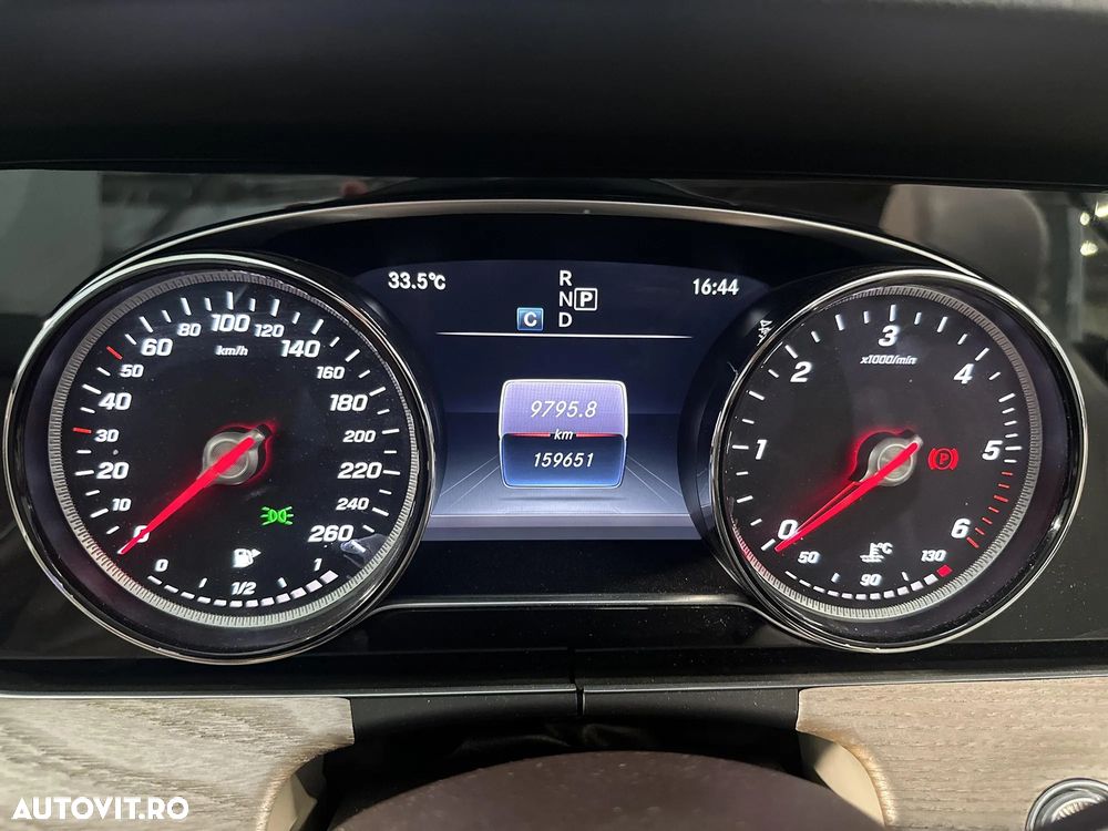 Mercedes-Benz E 220 d Cabrio - 10