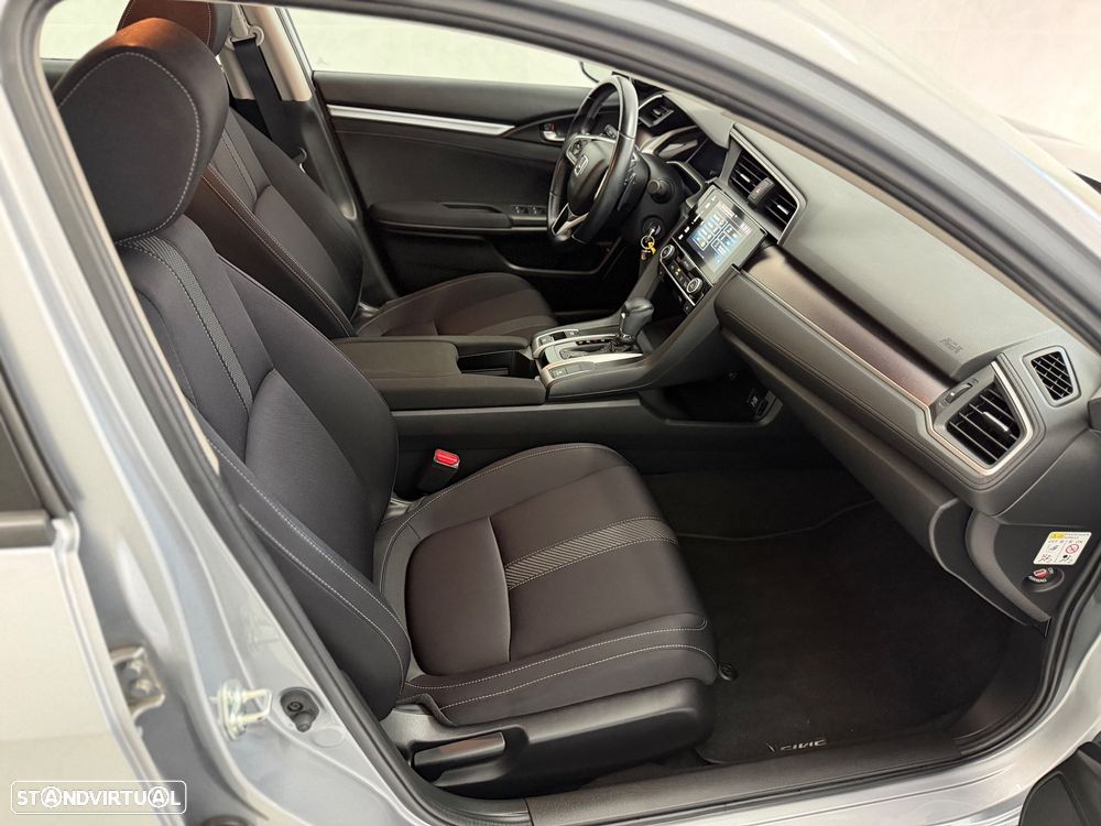 Honda Civic 1.5 i-VTEC Elegance Navi CVT - 43