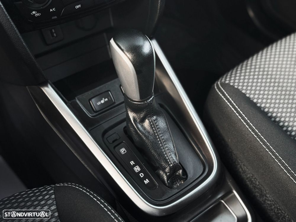 Suzuki Vitara 1.0T GLE AT - 13