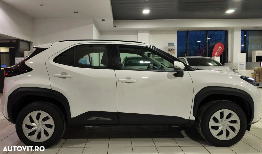 Toyota Yaris Cross 1.5 VVT-i HSD 4x2 Active - 8