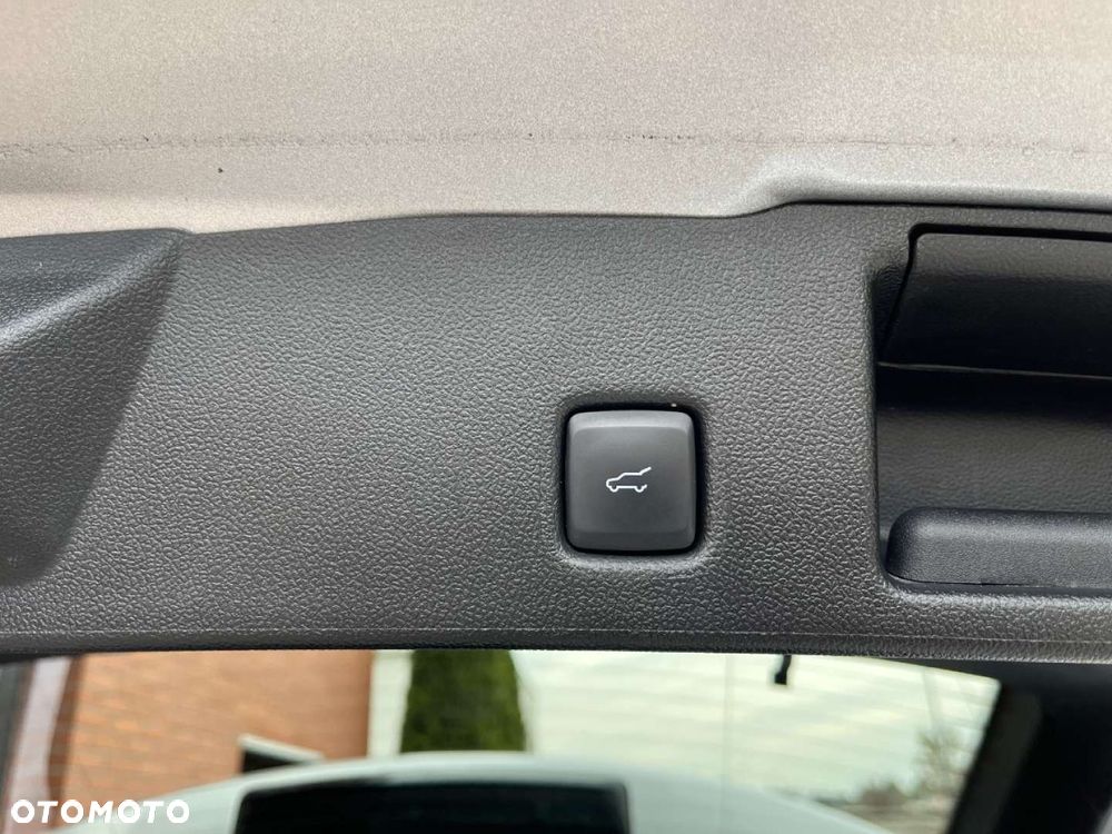 Ford Escape - 28