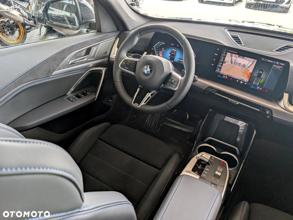 BMW X1 sDrive20i mHEV - 17