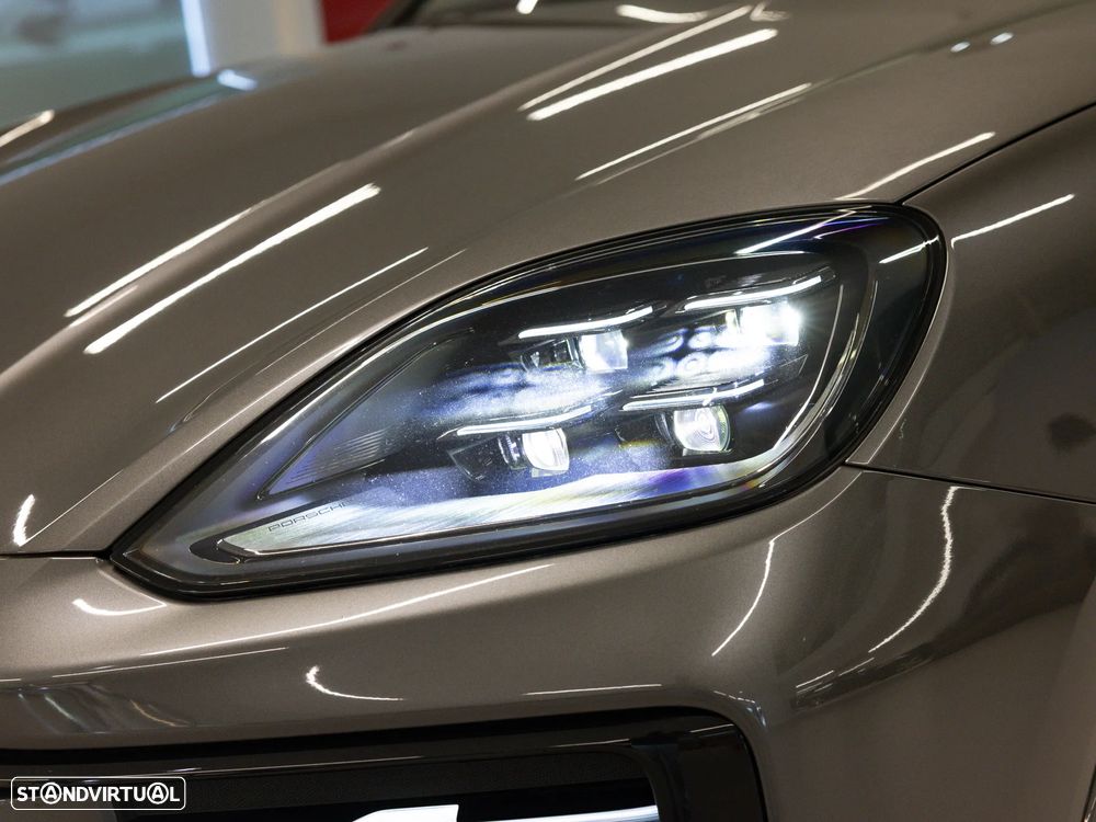 Porsche Cayenne E-Hybrid - 16