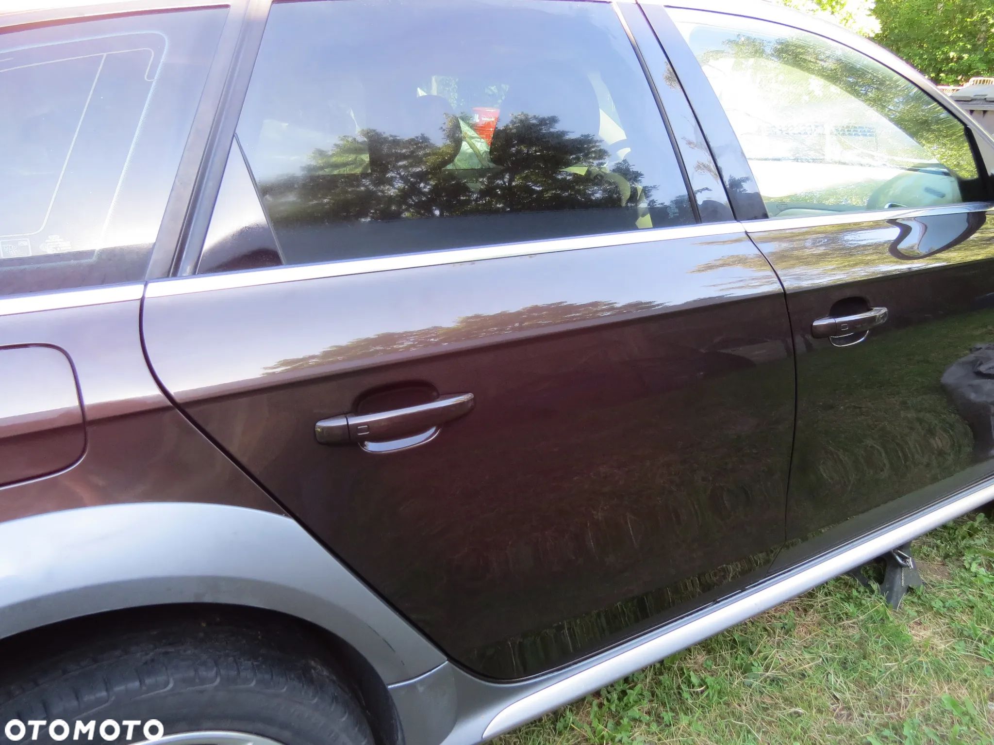 DRZWI PRAWY TYŁ TYLNE LZ8W AUDI A4 B8 AVANT KOMBI - 1