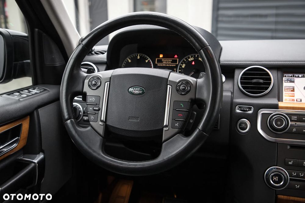 Land Rover Discovery 3.0 SD V6 HSE - 36