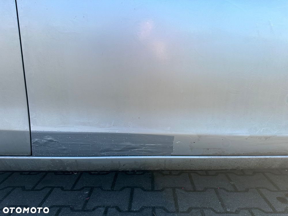 Toyota Yaris 1.33 VVT-i Sol - 3