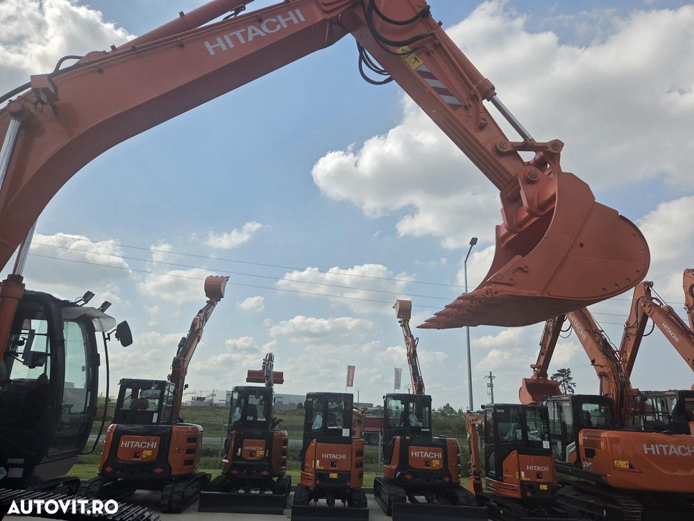 Hitachi ZX300LCN-6, 2019, 8.944h, cupa NOUA 1,8mc, 31,6tone, Ad sapare 7,5m, latime 3m, camere spate si laterale, inst picon si rotire pe brate, consum mediu 19,6l, lant 90% ok doar 721h deplasare, avertizare antirasturnare, posibl leasing-PROMOTIE 93.900Eur - 32