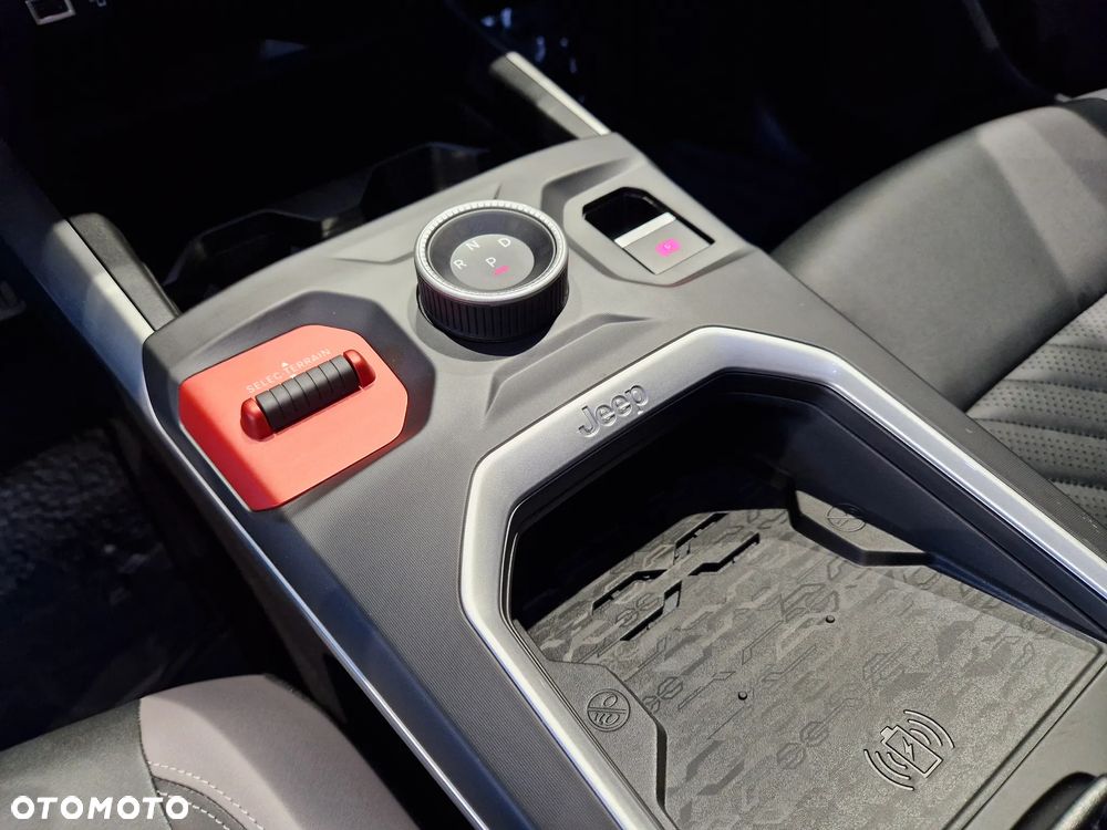 Jeep Compass 1.2 T3 mHEV First Edition FWD DCT - 21