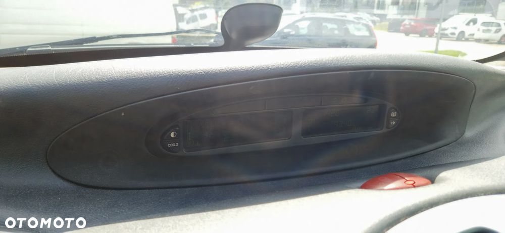 Citroën Xsara Picasso 2.0 16V Exclusive - 12
