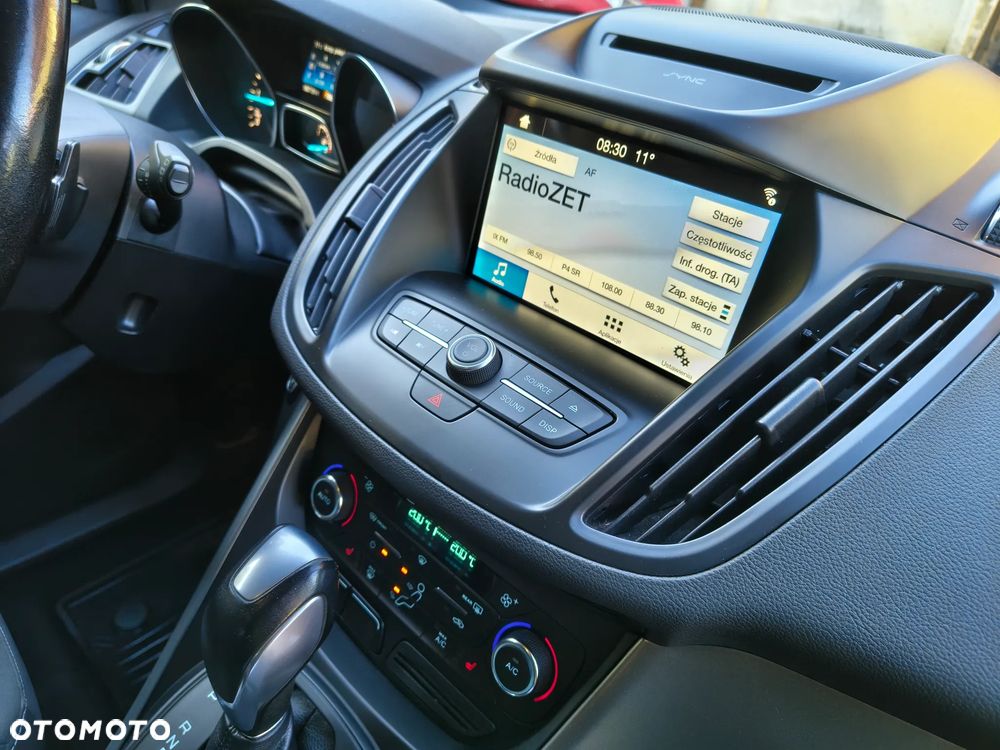 Ford Kuga - 24