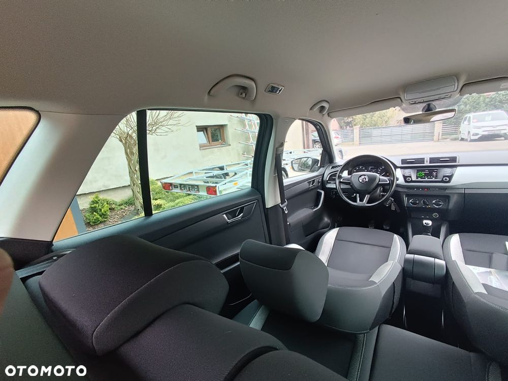 Skoda Fabia 1.0 TSI Ambition - 12