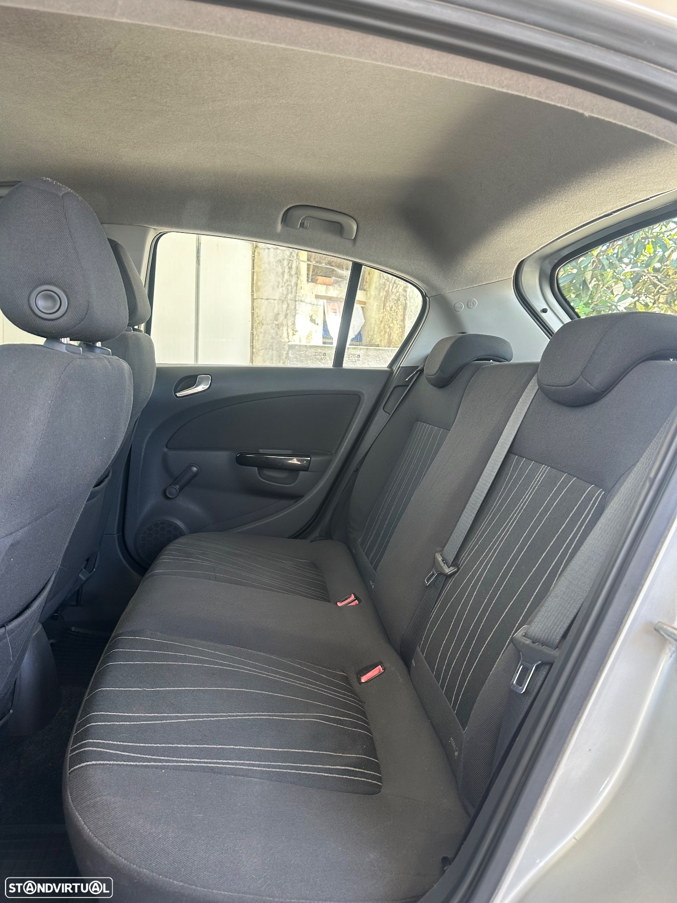 Opel Corsa 1.2 Enjoy Easytronic - 17