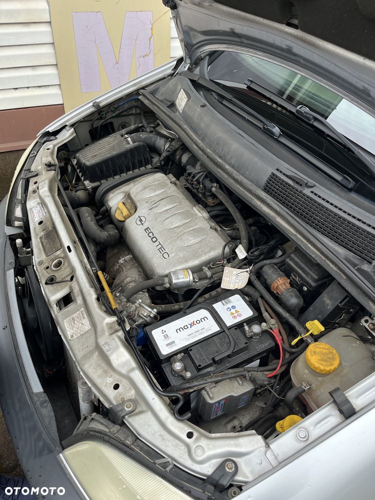 Opel Zafira - 4