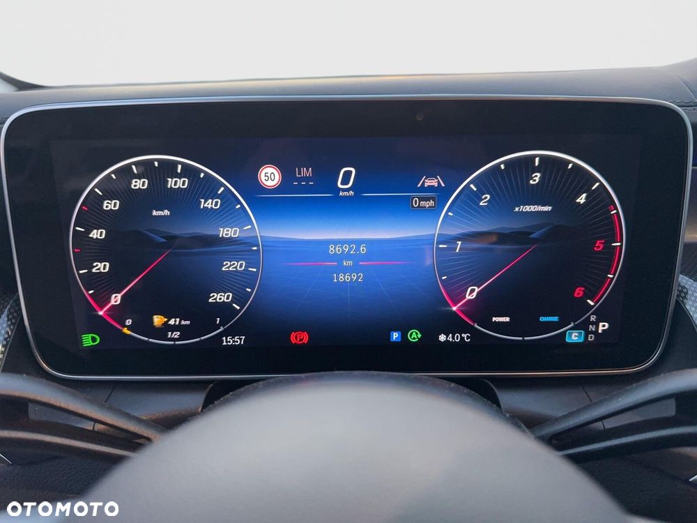 Mercedes-Benz GLC - 16