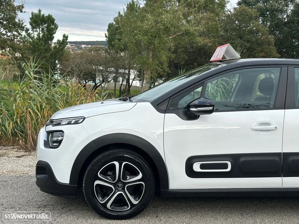 Citroën C3 1.2 PureTech Plus - 2