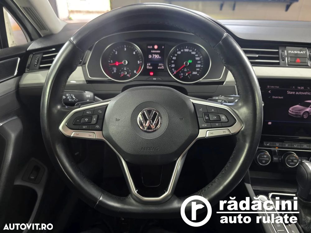 Volkswagen Passat 1.6 TDI DSG Comfortline - 12