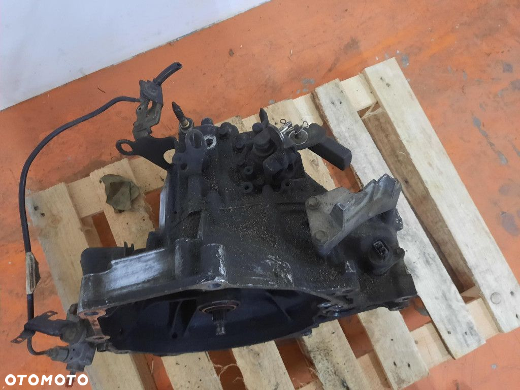 HONDA CIVIC VII 3D 1.4MT 90KM 03-05 SKRZYNIA BIEGÓW MANUALNA  D14Z6 - 4