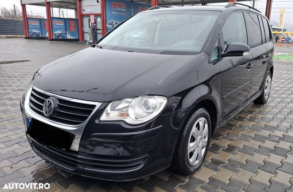 Volkswagen Touran 1.9 TDI Highline - 1