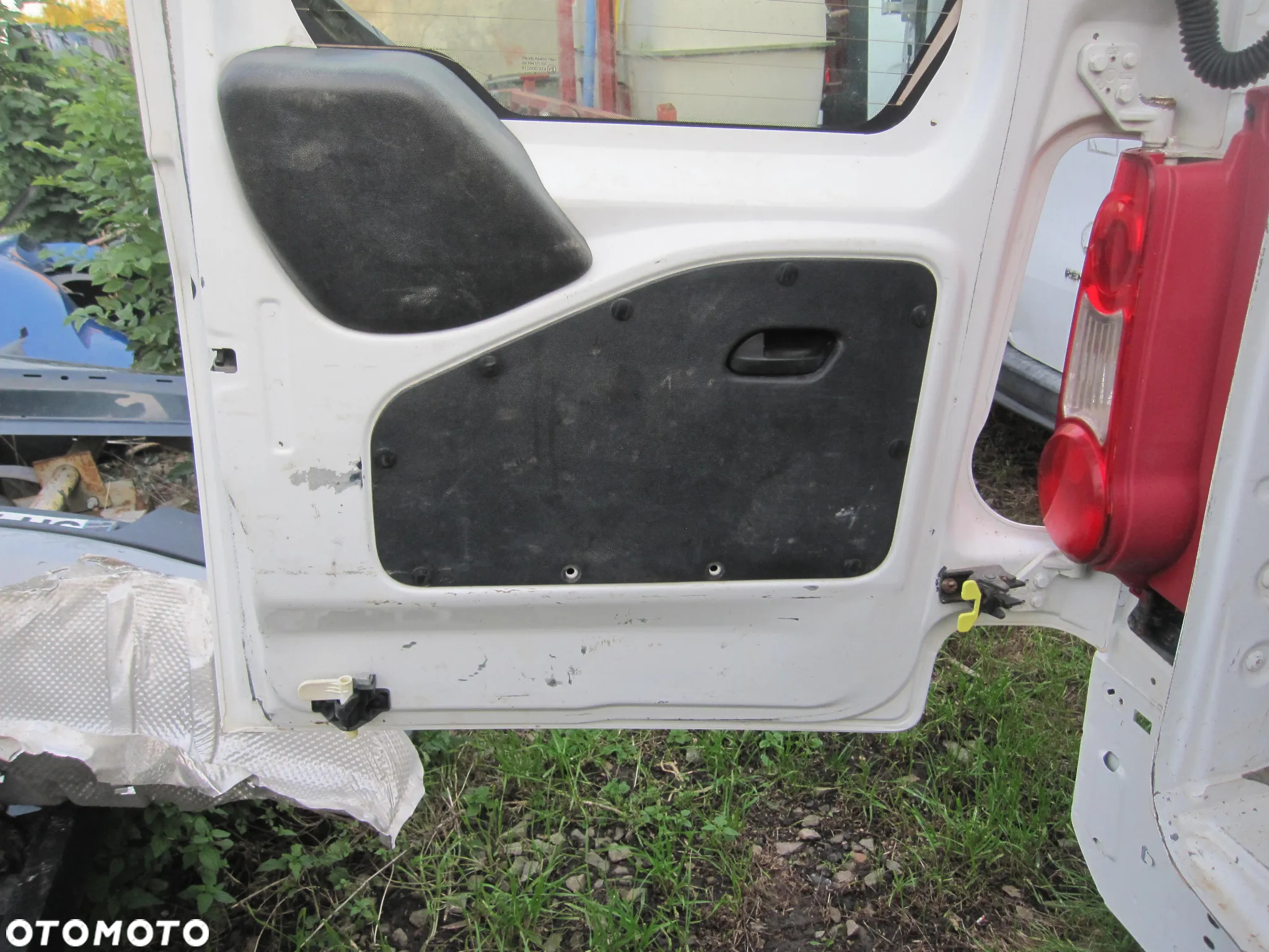 berlingo iii drzwi tylne zero rdzy - 3