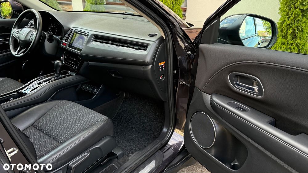 Honda HR-V 1.5 i-VTEC CVT Executive - 19