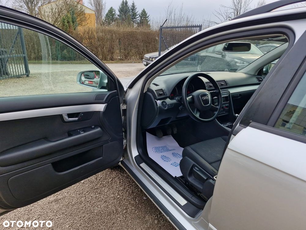 Audi A4 Avant 1.6 - 10
