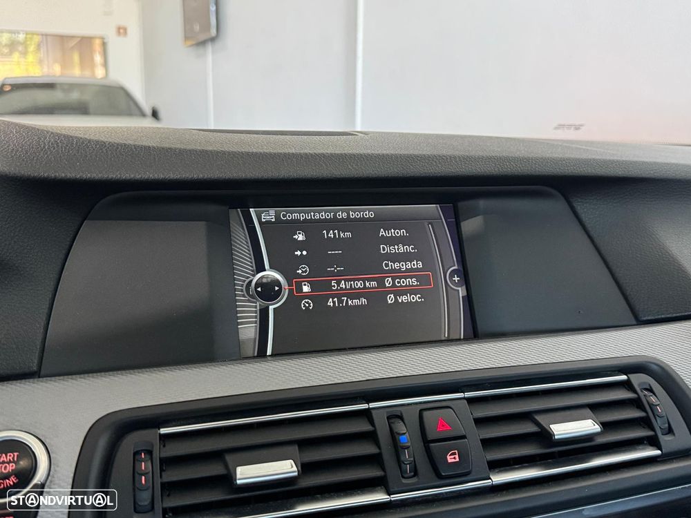 BMW 520 d Pack M - 25