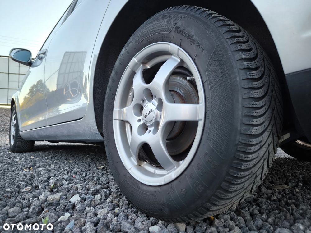 Volkswagen Golf - 8